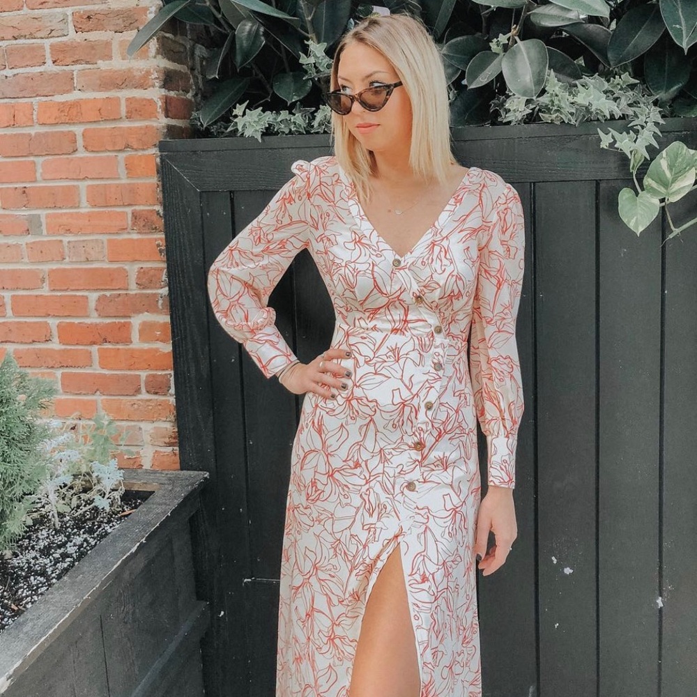 NWT Long sleeve floral dress